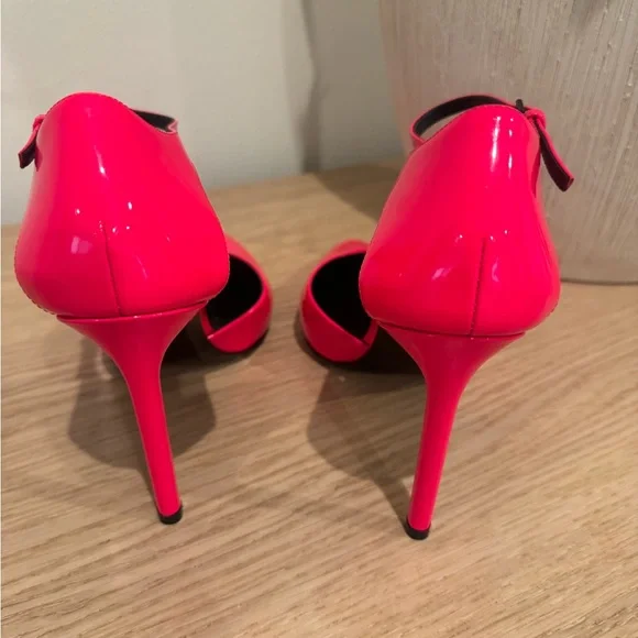 Saint Laurent Neon Pink Patent Pointed-Toe Ankle-Strap Pumps - Picture 11 of 15